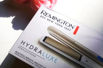 Piastra Remington HydraLuxe S8901: la piastra idratante per uno styling sano